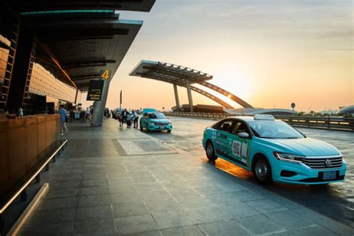 Is there a desert in Qatar?