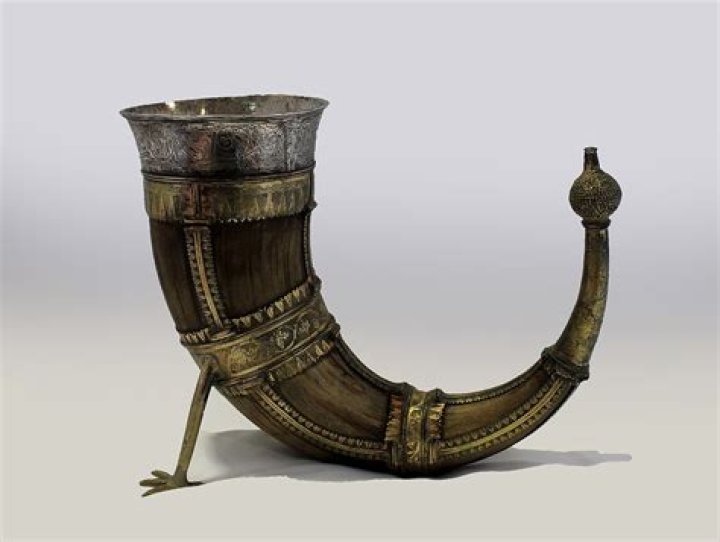 What is an Anglo Saxon drinking horn for?